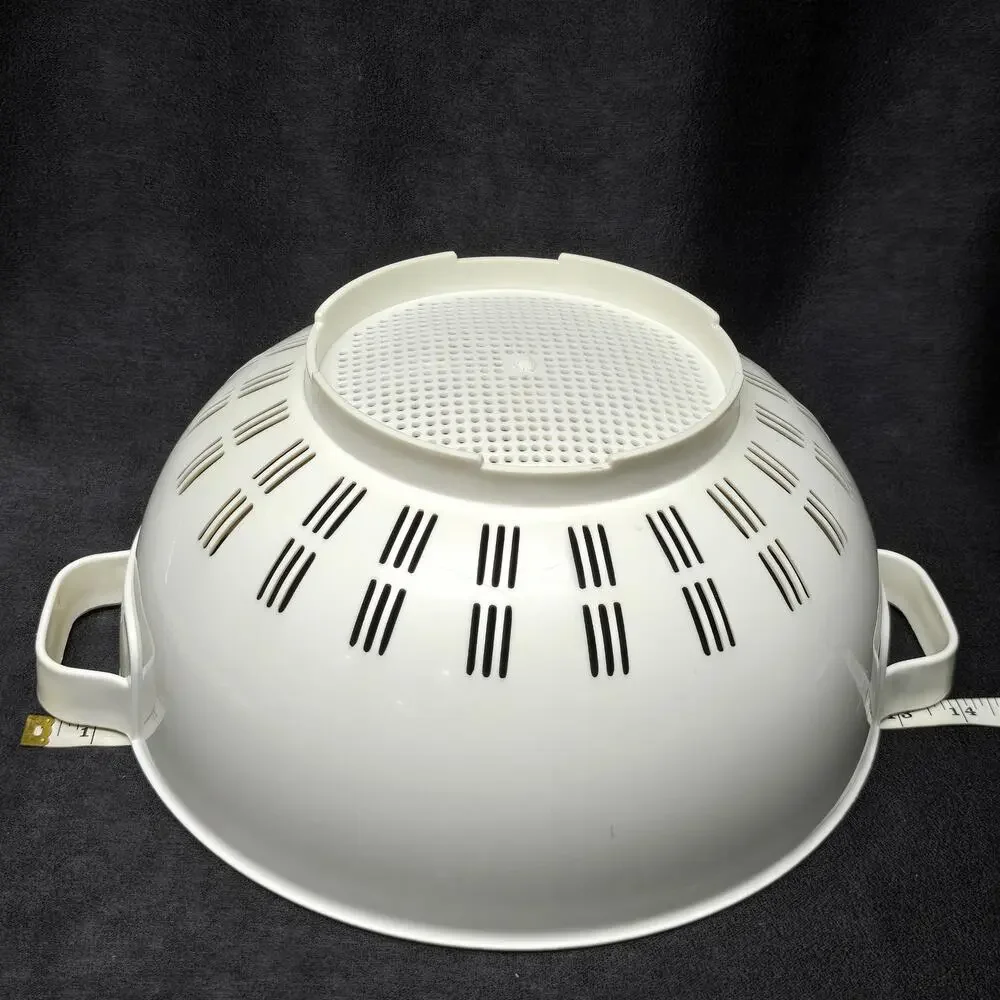 Vintage Kamenstein Colander Strainer White Large Sturdy Thick Plastic Kitchen